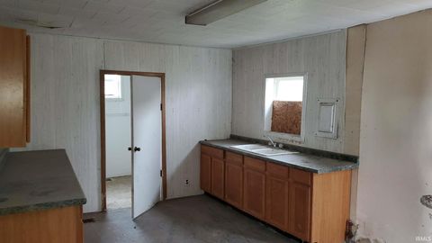 Tiny photo for 355 W Commerce Street, Dunkirk, IN 47336 (MLS # 202612537)