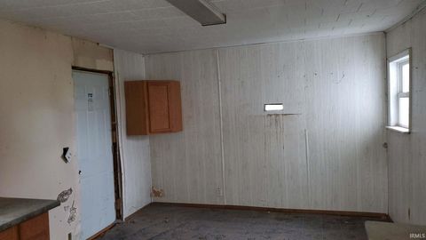 Tiny photo for 355 W Commerce Street, Dunkirk, IN 47336 (MLS # 202612537)