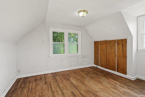 Tiny photo for 1610 N Byrkit Street, Mishawaka, IN 46545 (MLS # 202631536)