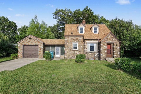 Photo of 1610 N Byrkit Street, Mishawaka, IN 46545 (MLS # 202631536)