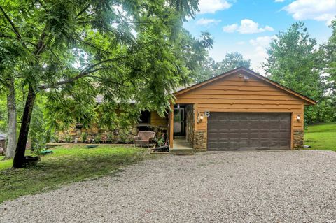 Photo of 3320 Pine Wood Drive, Spencer, IN 47460 (MLS # 202531139)