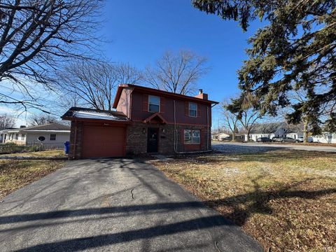 Photo of 1913 W Jefferson Street, Kokomo, IN 46901 (MLS # 202601310)
