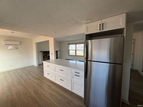 Tiny photo for 1913 W Jefferson Street, Kokomo, IN 46901 (MLS # 202601310)