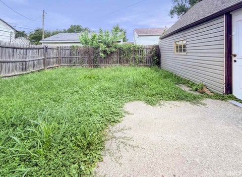 Tiny photo for 1206 W Broadway Street, Kokomo, IN 46901 (MLS # 202628416)