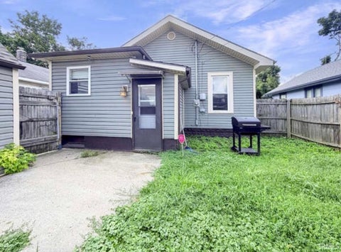 Tiny photo for 1206 W Broadway Street, Kokomo, IN 46901 (MLS # 202628416)