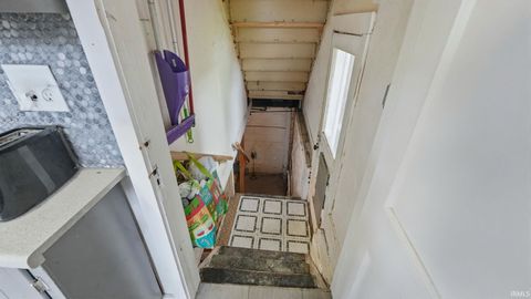 Tiny photo for 2130 Parnell Avenue, Fort Wayne, IN 46805 (MLS # 202616173)