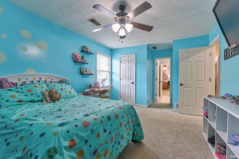Tiny photo for 7555 Youngs Court, Newburgh, IN 47630 (MLS # 202629730)