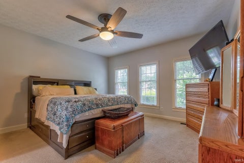 Tiny photo for 7555 Youngs Court, Newburgh, IN 47630 (MLS # 202629730)