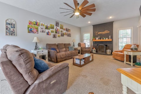 Tiny photo for 7555 Youngs Court, Newburgh, IN 47630 (MLS # 202629730)