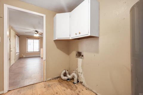 Tiny photo for 806 E Hall Street, Greentown, IN 46936 (MLS # 202549780)