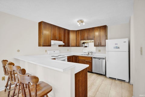 Tiny photo for 1016 E Commons Drive, Bloomington, IN 47401 (MLS # 202623841)