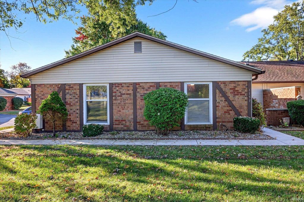 Photo of 1157 E Commons Drive, Bloomington, IN 47401 (MLS # 202542362)