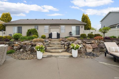 Tiny photo for 714 Dice Court, South Bend, IN 46614 (MLS # 202616166)