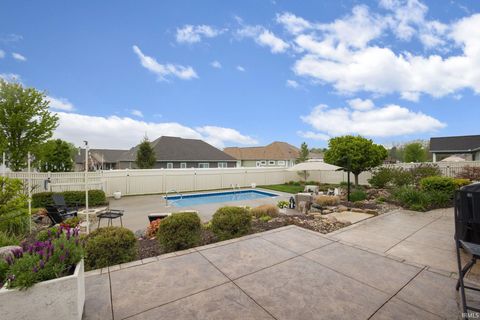 Tiny photo for 714 Dice Court, South Bend, IN 46614 (MLS # 202616166)