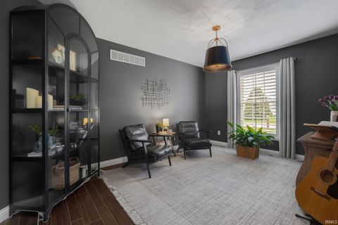 Tiny photo for 714 Dice Court, South Bend, IN 46614 (MLS # 202616166)