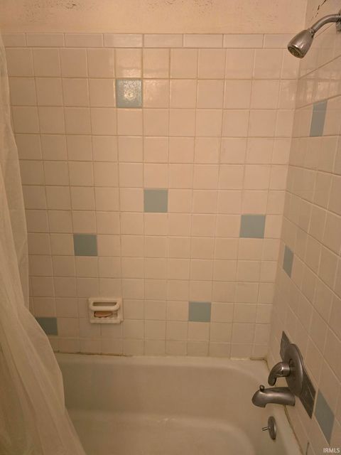 Tiny photo for 5900 Dartmouth Court, Kokomo, IN 46902 (MLS # 202616349)