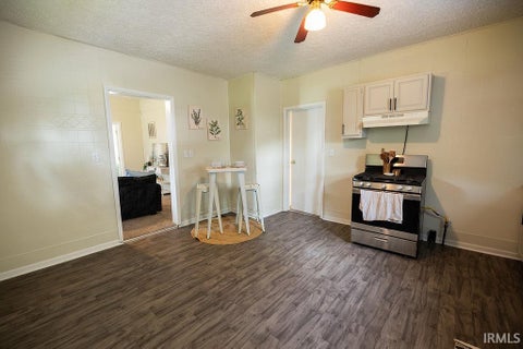 Tiny photo for 626 E Jackson Street, Kokomo, IN 46901 (MLS # 202626287)