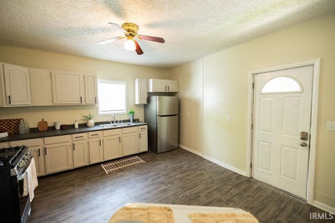 Tiny photo for 626 E Jackson Street, Kokomo, IN 46901 (MLS # 202626287)