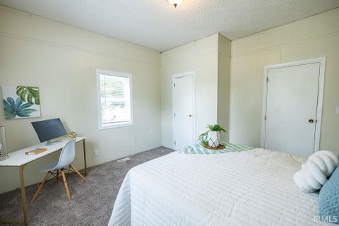 Tiny photo for 626 E Jackson Street, Kokomo, IN 46901 (MLS # 202626287)