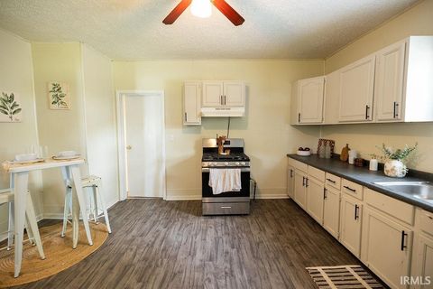Tiny photo for 626 E Jackson Street, Kokomo, IN 46901 (MLS # 202626287)