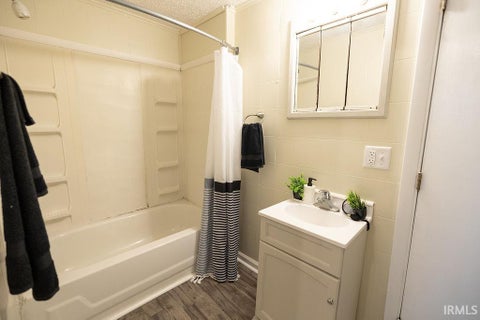 Tiny photo for 626 E Jackson Street, Kokomo, IN 46901 (MLS # 202626287)