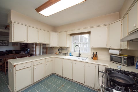Tiny photo for 1705 Ocala Court, Lafayette, IN 47905 (MLS # 202635273)