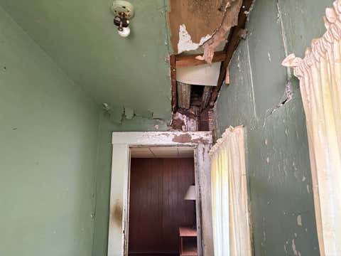 Tiny photo for 819 E HARRISON Street, Kokomo, IN 46901 (MLS # 202632140)