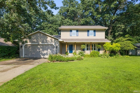 Photo of 50779 Sherwood Drive, Granger, IN 46530 (MLS # 202635178)