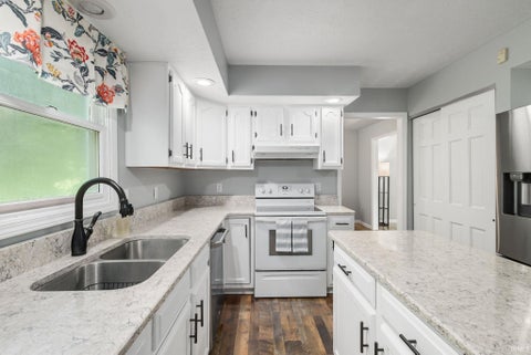 Tiny photo for 50779 Sherwood Drive, Granger, IN 46530 (MLS # 202635178)