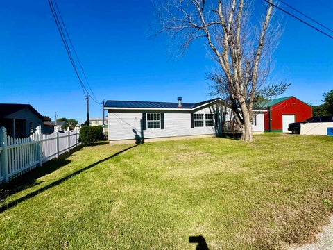 Tiny photo for 2106 Goose Pond Road, Rochester, IN 46975 (MLS # 202641275)