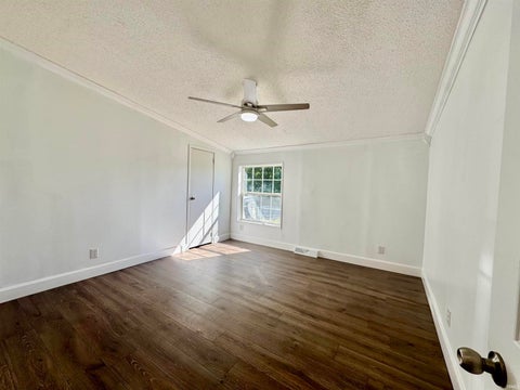 Tiny photo for 2106 Goose Pond Road, Rochester, IN 46975 (MLS # 202641275)