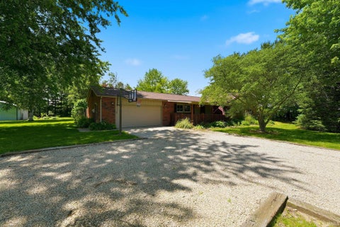 Tiny photo for 11201 S County Road 700 E, Selma, IN 47383 (MLS # 202621781)