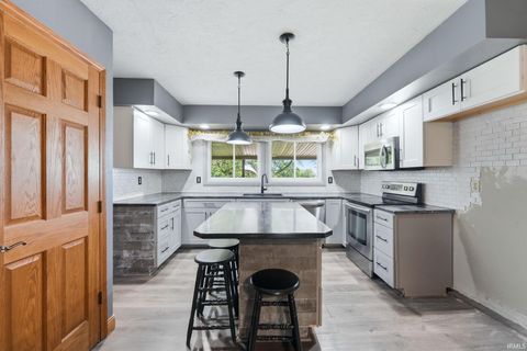 Tiny photo for 11201 S County Road 700 E, Selma, IN 47383 (MLS # 202621781)