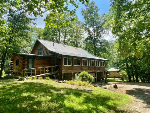 Tiny photo for 999 N 300 E, Logansport, IN 46947 (MLS # 202528136)