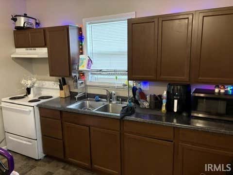 Tiny photo for 831 S Webster Street, Kokomo, IN 46901 (MLS # 202633003)