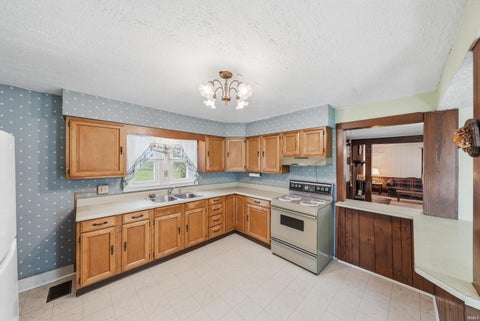 Tiny photo for 8565 E Metz Road, Angola, IN 46703 (MLS # 202642075)