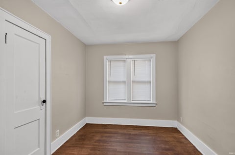 Tiny photo for 1106 Roosevelt Street, South Bend, IN 46616 (MLS # 202643751)