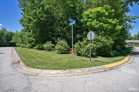 Tiny photo for 3311 OAKVIEW Court, Kokomo, IN 46902 (MLS # 202632431)