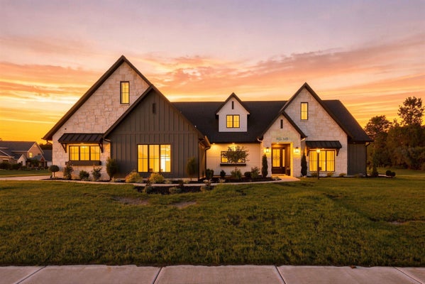 149 W BASALT DR, HUNTERTOWN, IN 46748 - Image 4e527244c6d3c4d86ada62b3c1aad2a2/420817993