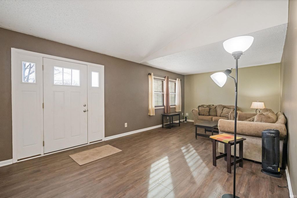 Photo of 2405 Carmelita Boulevard, Kokomo, IN 46902 (MLS # 202600863)