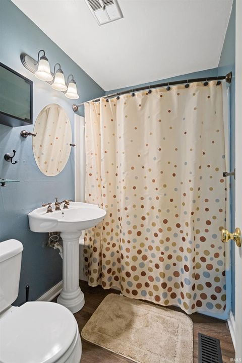 Tiny photo for 2405 Carmelita Boulevard, Kokomo, IN 46902 (MLS # 202600863)