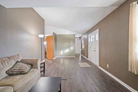 Tiny photo for 2405 Carmelita Boulevard, Kokomo, IN 46902 (MLS # 202600863)