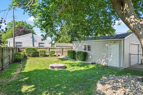 Tiny photo for 2734 Anzio Avenue, South Bend, IN 46615 (MLS # 202643813)