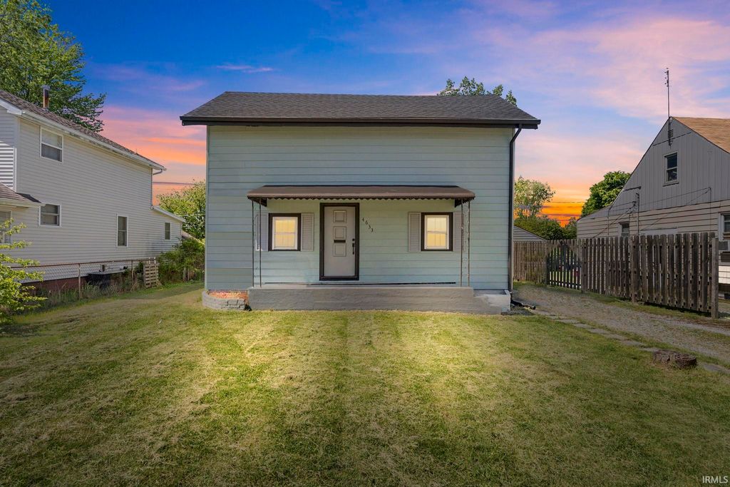 Photo of 4633 Arizona Avenue, Fort Wayne, IN 46808 (MLS # 202606244)