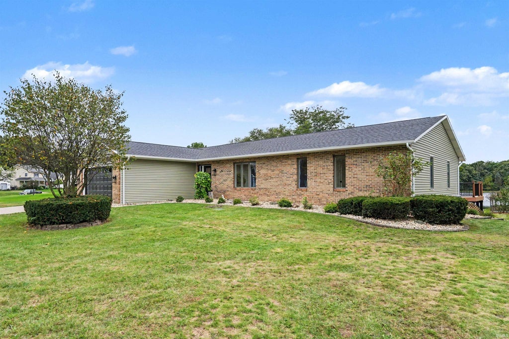Photo of 52105 Arrowhead Circle, Granger, IN 46530 (MLS # 202639818)