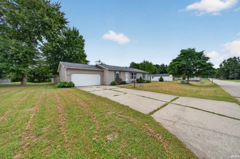 Tiny photo for 51574 Downey Street, Elkhart, IN 46514 (MLS # 202638881)