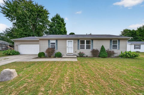 Photo of 51574 Downey Street, Elkhart, IN 46514 (MLS # 202638881)