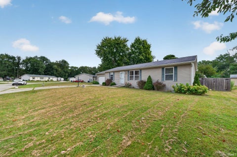 Tiny photo for 51574 Downey Street, Elkhart, IN 46514 (MLS # 202638881)