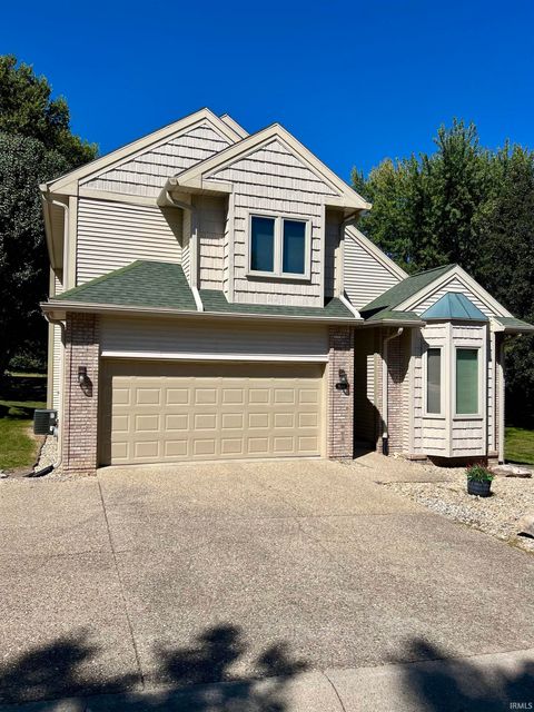 Photo of 9103 Front Nine Drive, Bloomington, IN 47401 (MLS # 202544810)