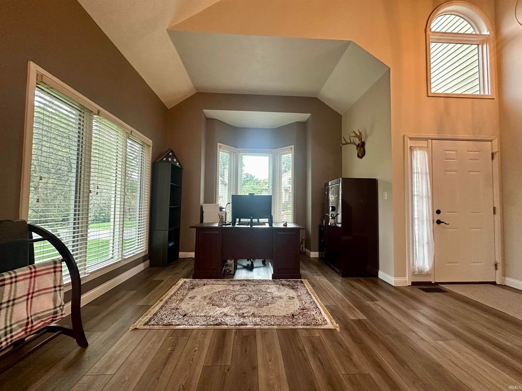 Photo of 9103 Front Nine Drive, Bloomington, IN 47401 (MLS # 202544810)